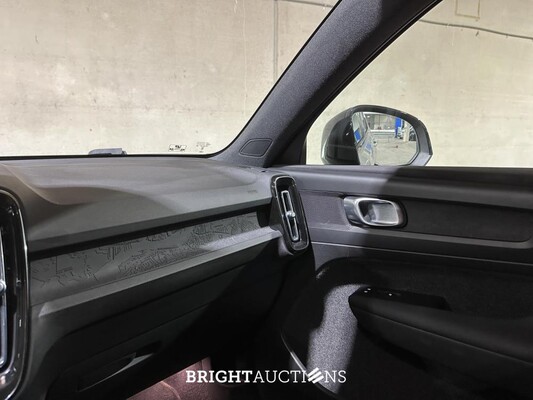Volvo XC40 Recharge Core 70 kWh 231pk 2022 (Origineel-NL + 1e Eigenaar), R-491-BZ