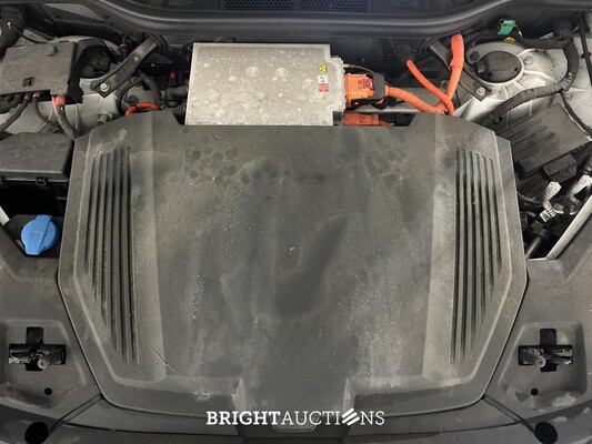 Audi e-tron 55 Quattro 95 kWh 360pk 2019 (Origineel-NL), G-426-HT