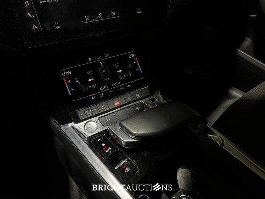 Audi e-tron 55 Quattro 95 kWh 360pk 2019 (Origineel-NL), G-426-HT