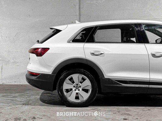 Audi e-tron 55 Quattro 95 kWh 360hp 2019 (Original-NL), G-426-HT