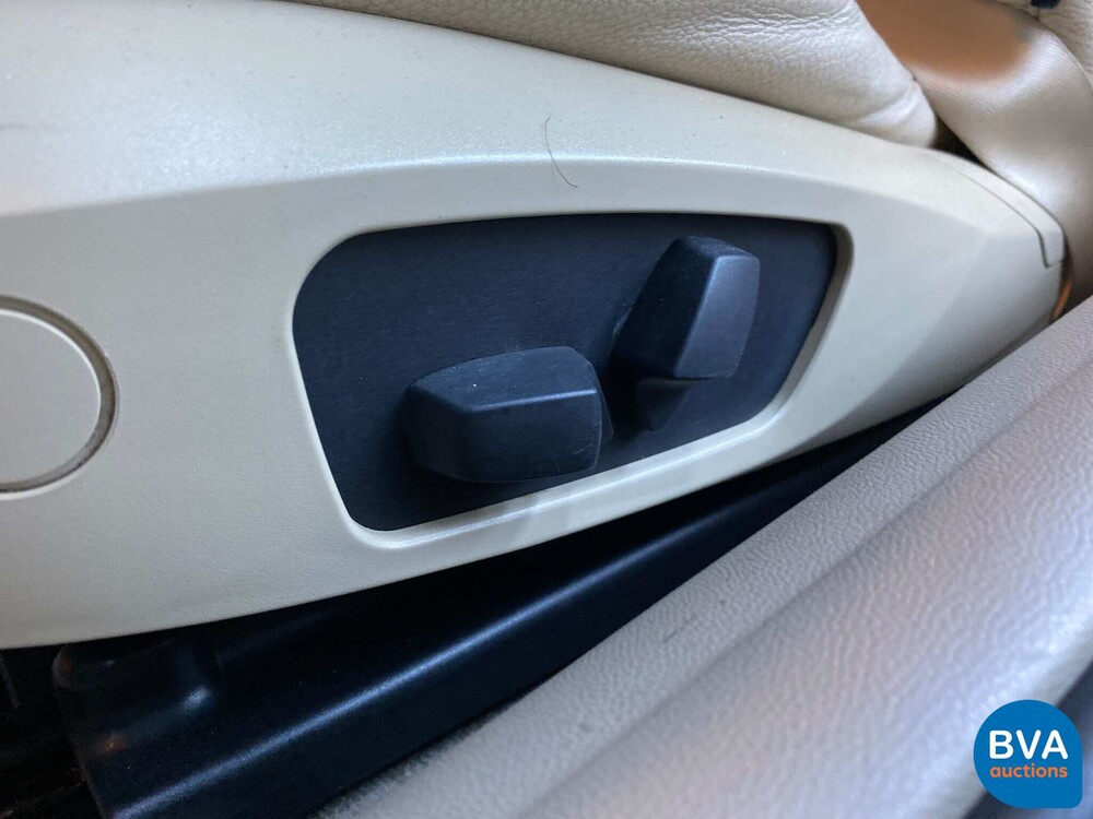 BMW 320i Coupé 163PS 3er 2007.