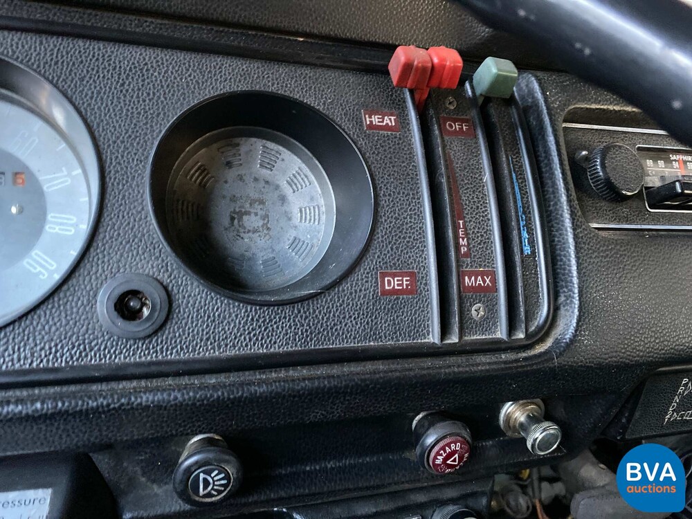 Volkswagen T2B Westfalia Camper 1974.