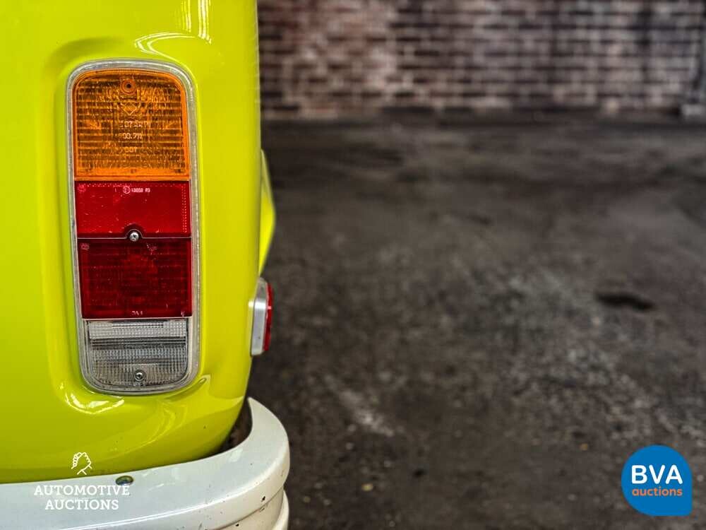 Volkswagen T2B Westfalia Camper 1974.