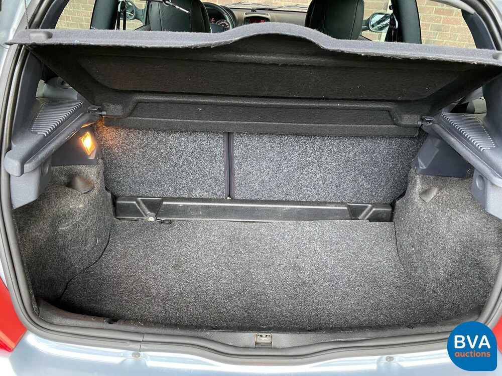 Renault Sport Clio RS2.0 2004 -YOUNGTIMER-.