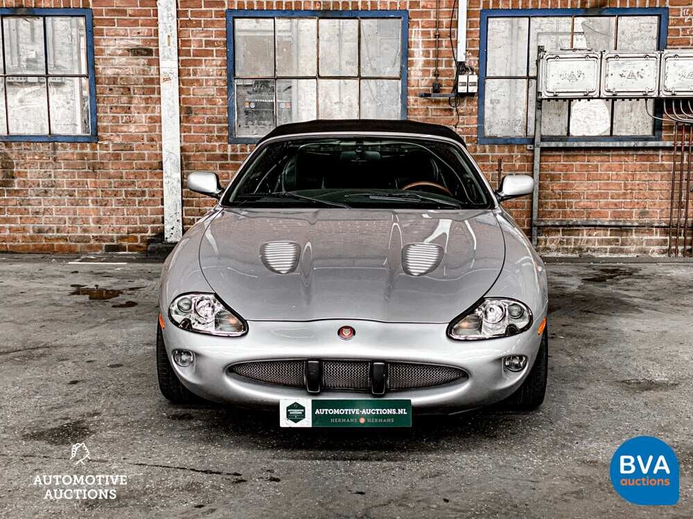 Jaguar XKR 4.0 V8 Cabriolet 294 PS 2000, 41-JX-B2.