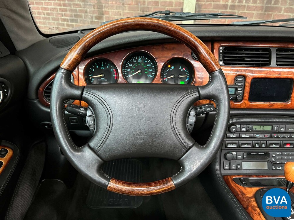 Jaguar XKR 4.0 V8 Cabriolet 294 PS 2000, 41-JX-B2.