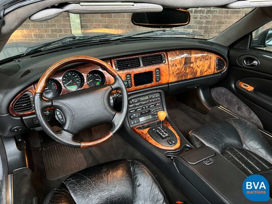 Jaguar XKR 4.0 V8 Convertible 294hp 2000, 41-JX-B2.