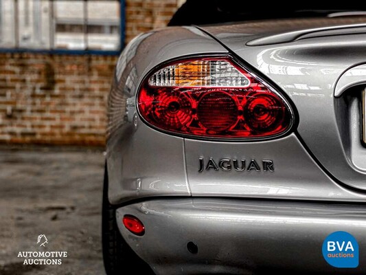 Jaguar XKR 4.0 V8 Convertible 294pk 2000, 41-JX-B2