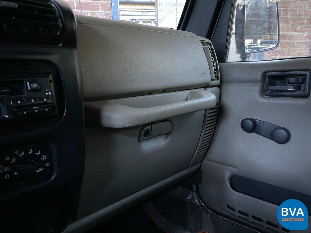 JeepWrangler 4.0 Hardtop 177 PS 2006, R-922-JB.