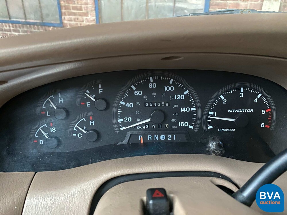 Lincoln Navigator 5.4 V8 230hp 1999, 37-DT-TF.