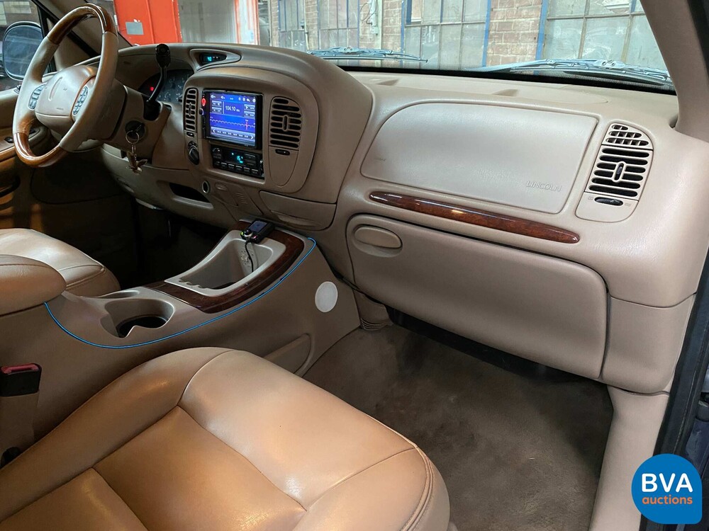Lincoln Navigator 5.4 V8 230hp 1999, 37-DT-TF.