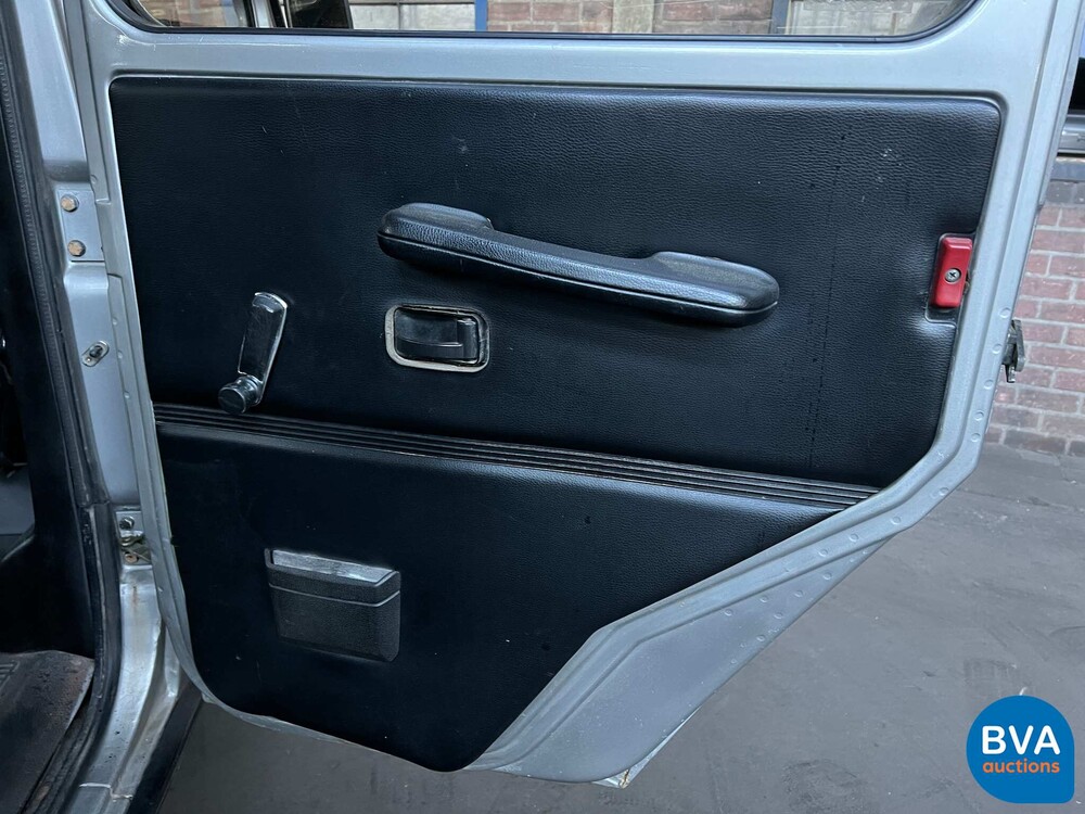 Mercedes-Benz 300GD Turbo Barndoors G-Klasse 125 PS 1980, P-061-DS.