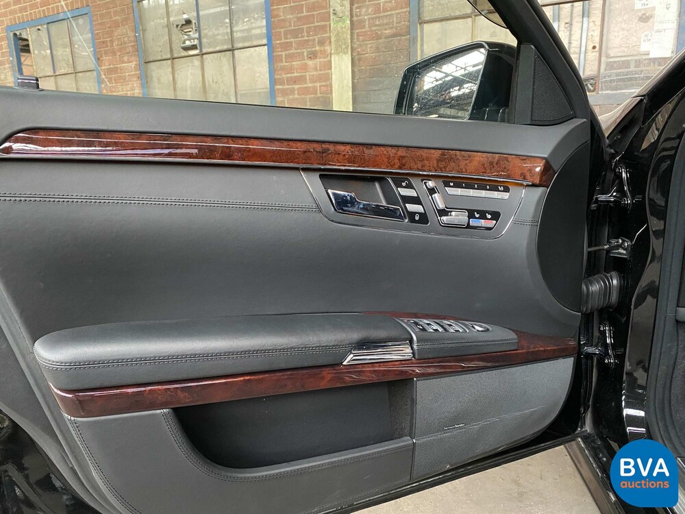 Mercedes Benz S600 Lang 5.5 V12 517pk 2006 S-Klasse -Youngtimer-.