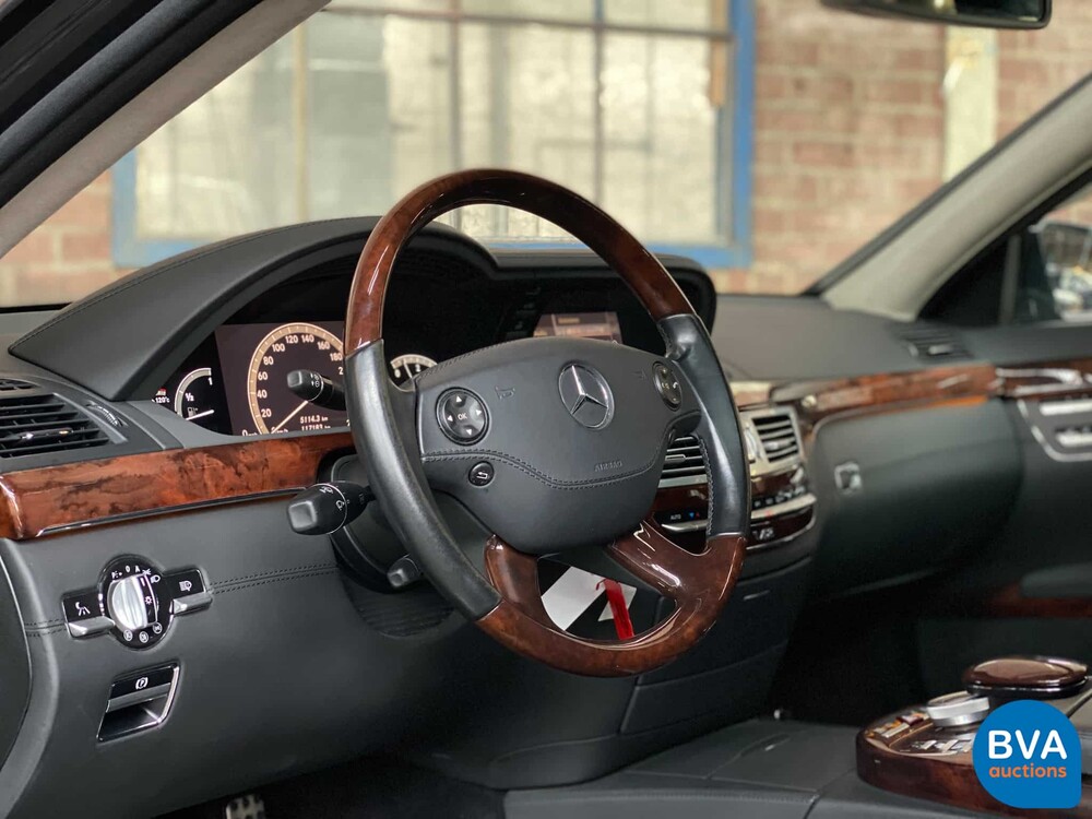 Mercedes Benz S600 Lang 5.5 V12 517pk 2006 S-Klasse -Youngtimer-.