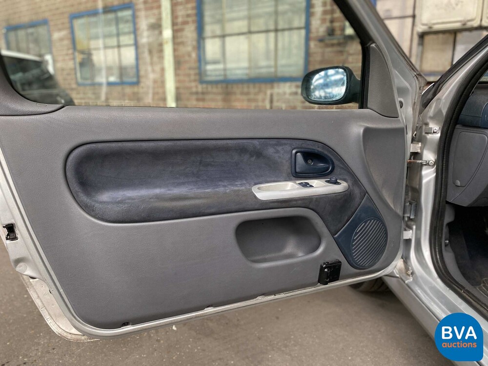 Renault ClioRS2.0 169PS 2000 -Org. NL-, 33-GB-HS.