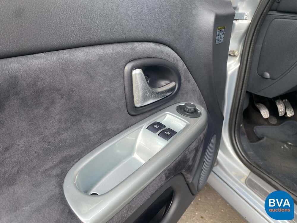 Renault Clio Sport RS2.0 172PS 2005 -YOUNGTIMER-.