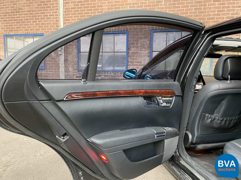 Mercedes-Benz S500L Prestige Plus 5.0 V8 388pk 2006
