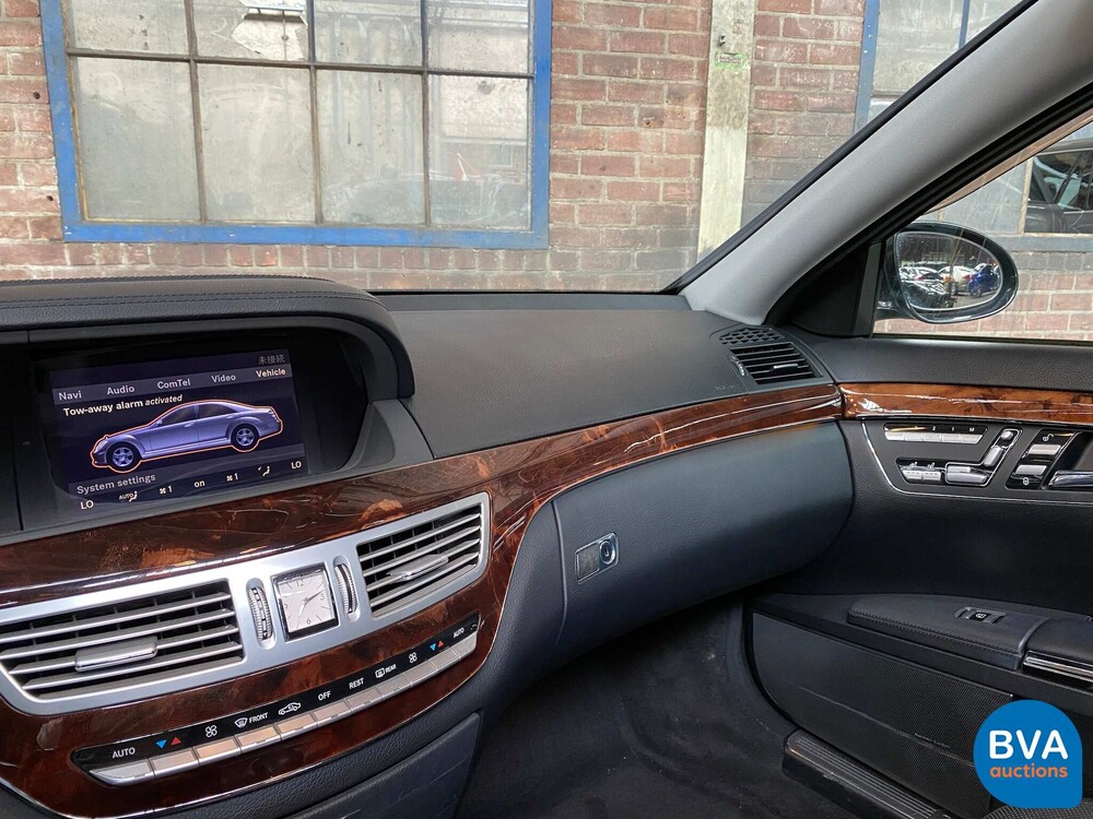 Mercedes-Benz S500L Prestige Plus 5.0 V8 388pk 2006