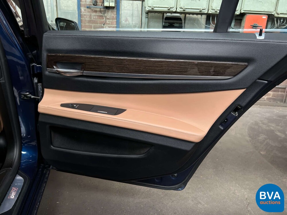 BMW 750i High Executive F04 4.4 V8 7er Serie 407 PS 2009.