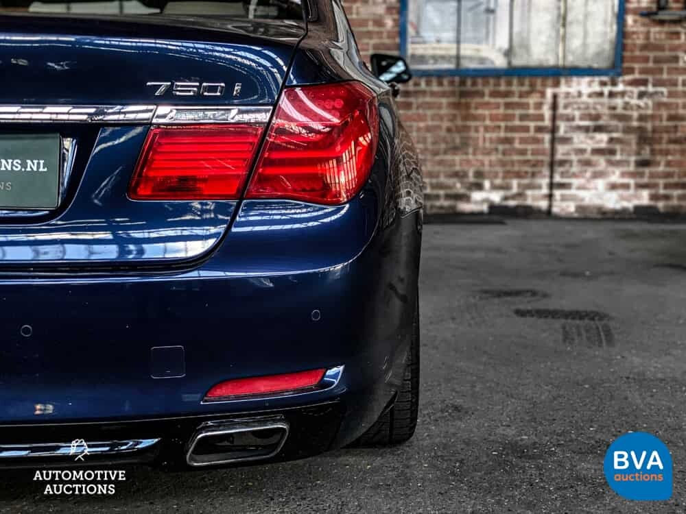 BMW 750i High Executive F04 4.4 V8 7er Serie 407 PS 2009.