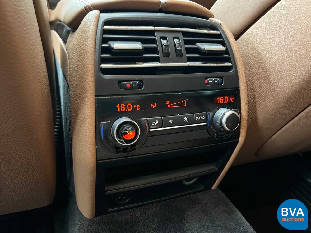 BMW 750i High Executive F04 4.4 V8 7er Serie 407 PS 2009.