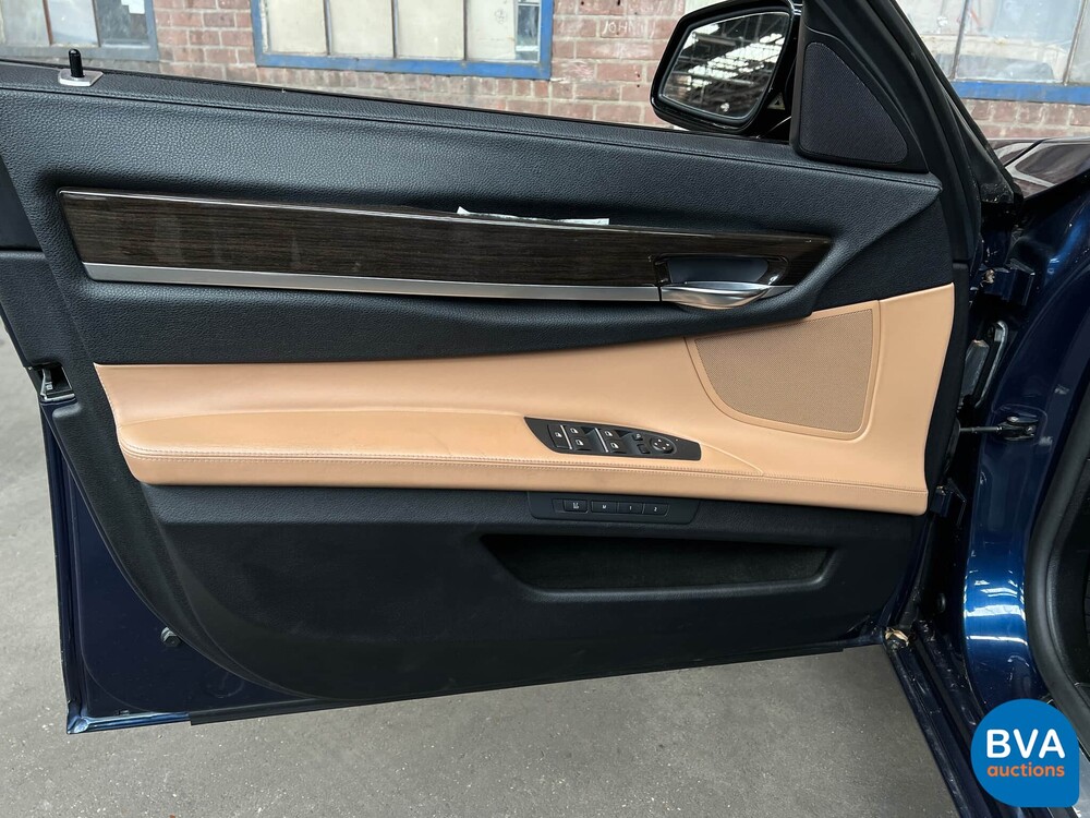BMW 750i High Executive F04 4.4 V8 7er Serie 407 PS 2009.
