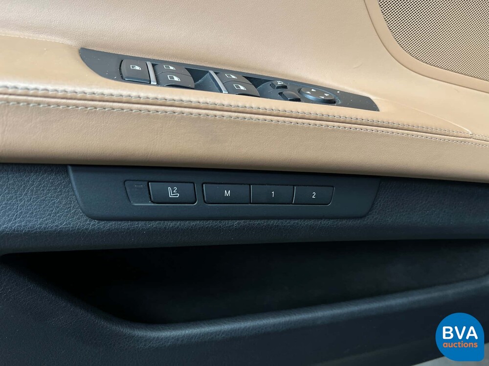 BMW 750i High Executive F04 4.4 V8 7er Serie 407 PS 2009.