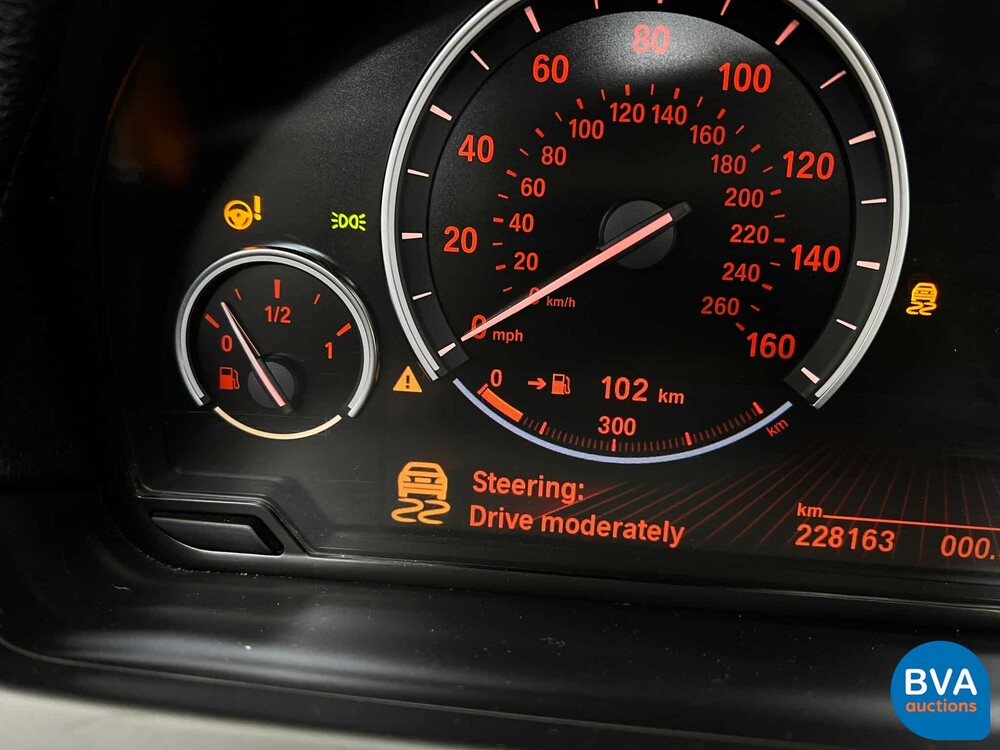BMW 750i High Executive F04 4.4 V8 7er Serie 407 PS 2009.