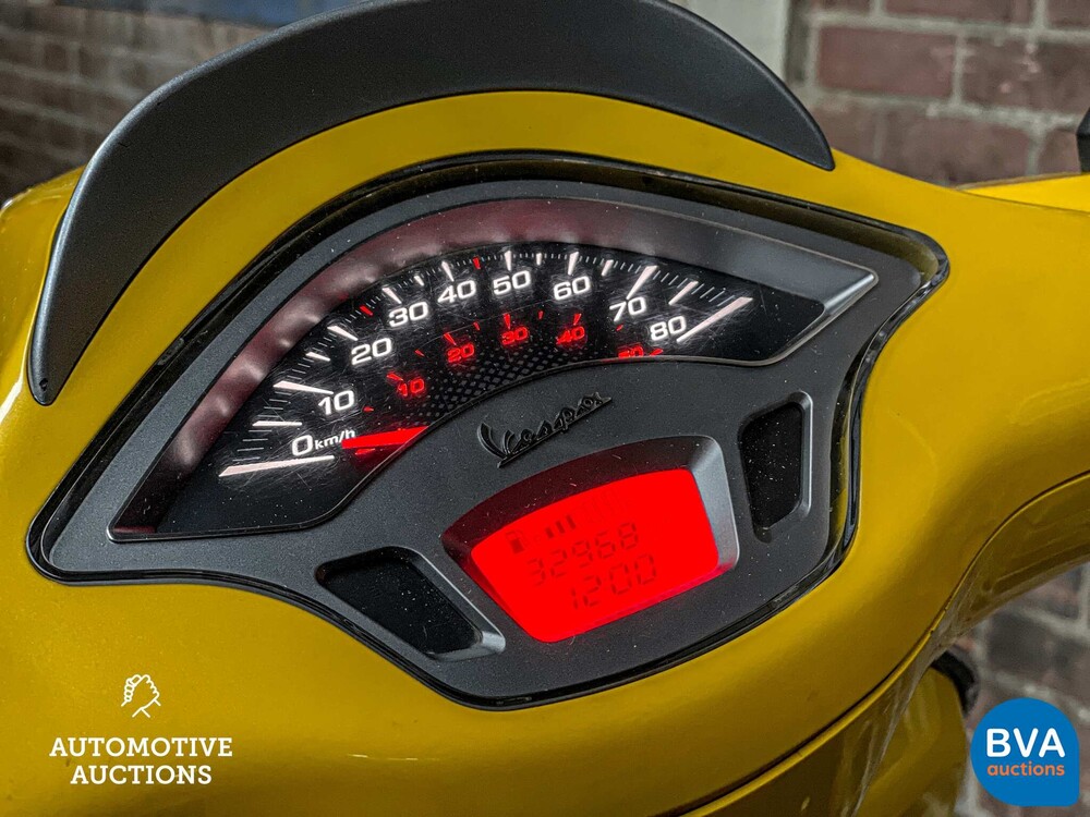 Piaggio Vespa Sprint 25 km 2015, DFB-27-H.