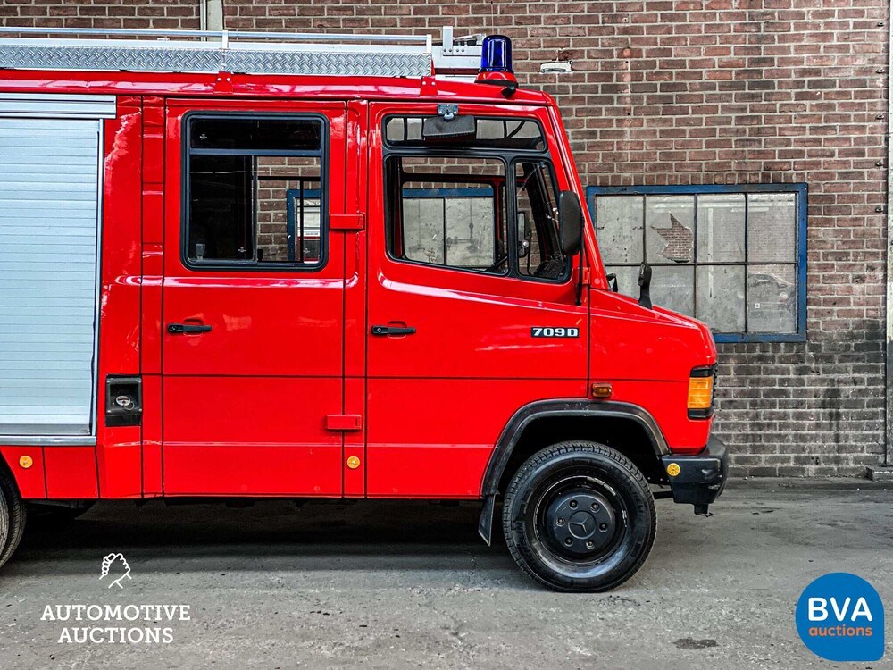 Mercedes-Benz 709D Feuerwehrauto 93PS 1988, BX-12-LK.