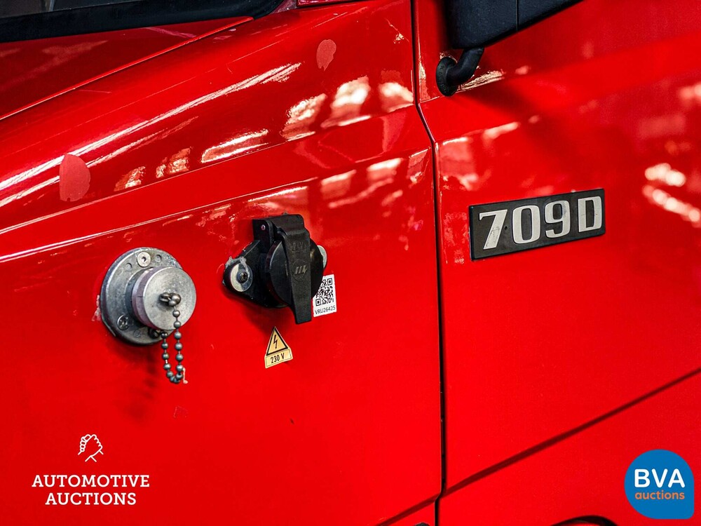Mercedes-Benz 709D Feuerwehrauto 93PS 1988, BX-12-LK.