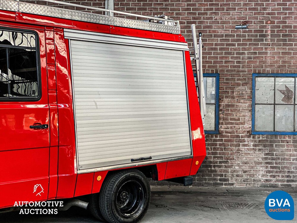 Mercedes-Benz 709D Feuerwehrauto 93PS 1988, BX-12-LK.