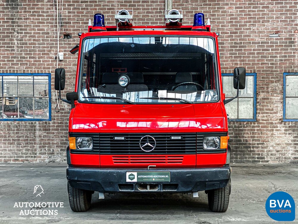 Mercedes-Benz 709D Feuerwehrauto 93PS 1988, BX-12-LK.