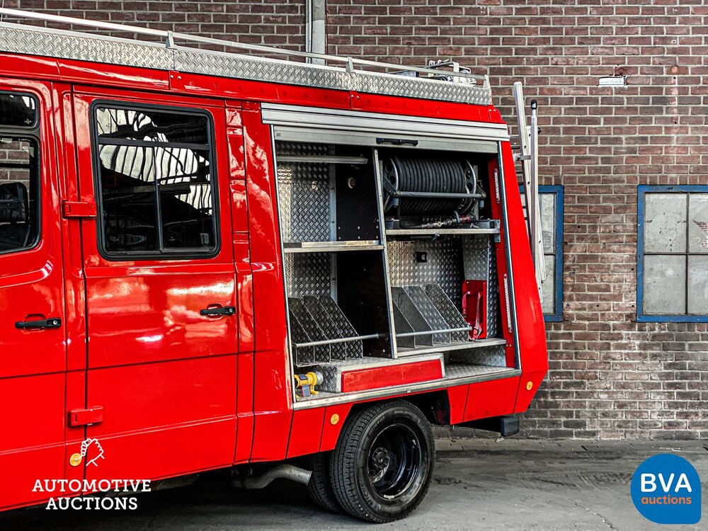 Mercedes-Benz 709D Feuerwehrauto 93PS 1988, BX-12-LK.
