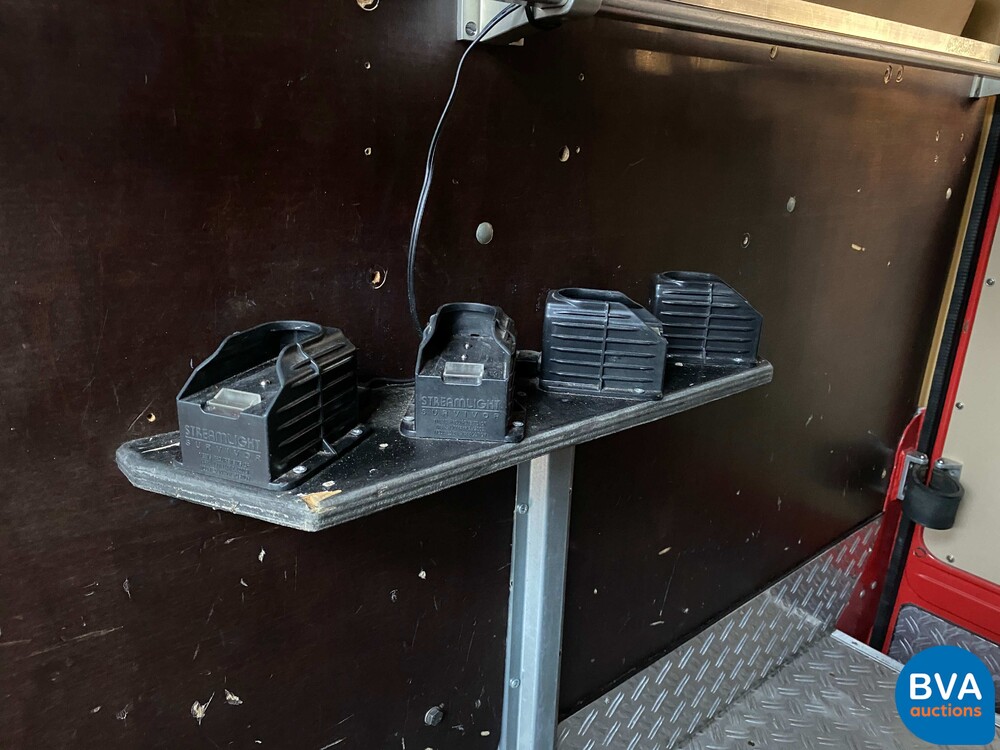 Mercedes-Benz 709D Feuerwehrauto 93PS 1988, BX-12-LK.