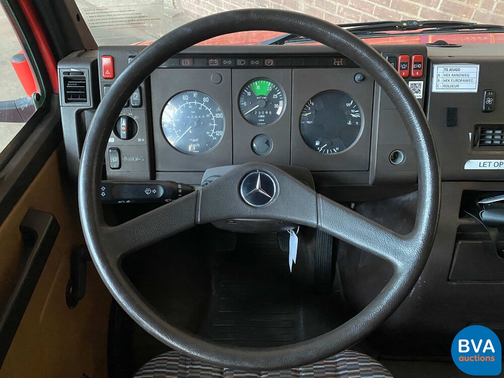 Mercedes-Benz 709D Feuerwehrauto 93PS 1988, BX-12-LK.