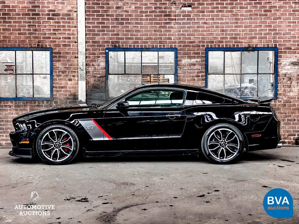 Ford Mustang GT 416pk 2013