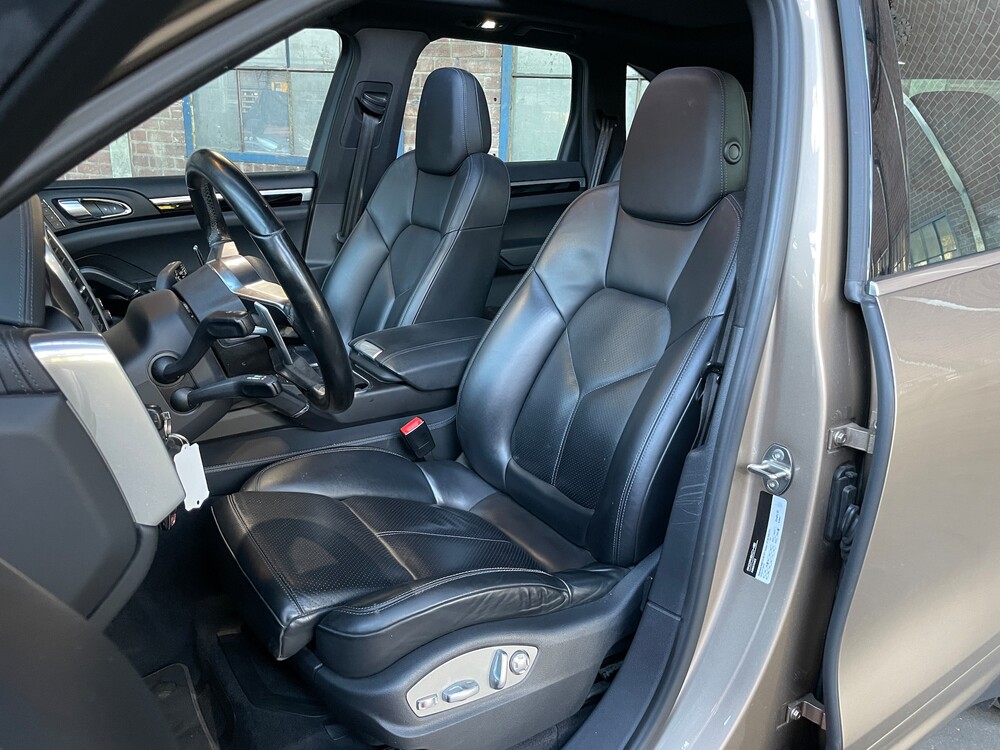 Porsche Cayenne S E-Hybrid 3.0 V6 FACELIFT 416pk 2015 -Org.NL-, 6-ZGG-66