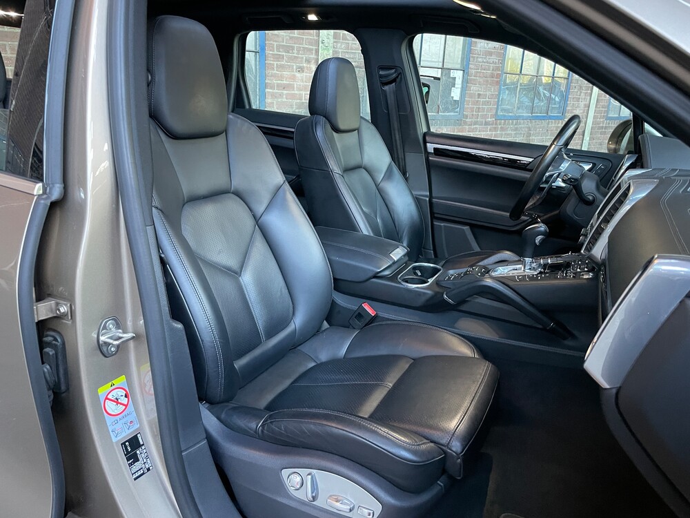 Porsche Cayenne S E-Hybrid 3.0 V6 FACELIFT 416pk 2015 -Org.NL-, 6-ZGG-66