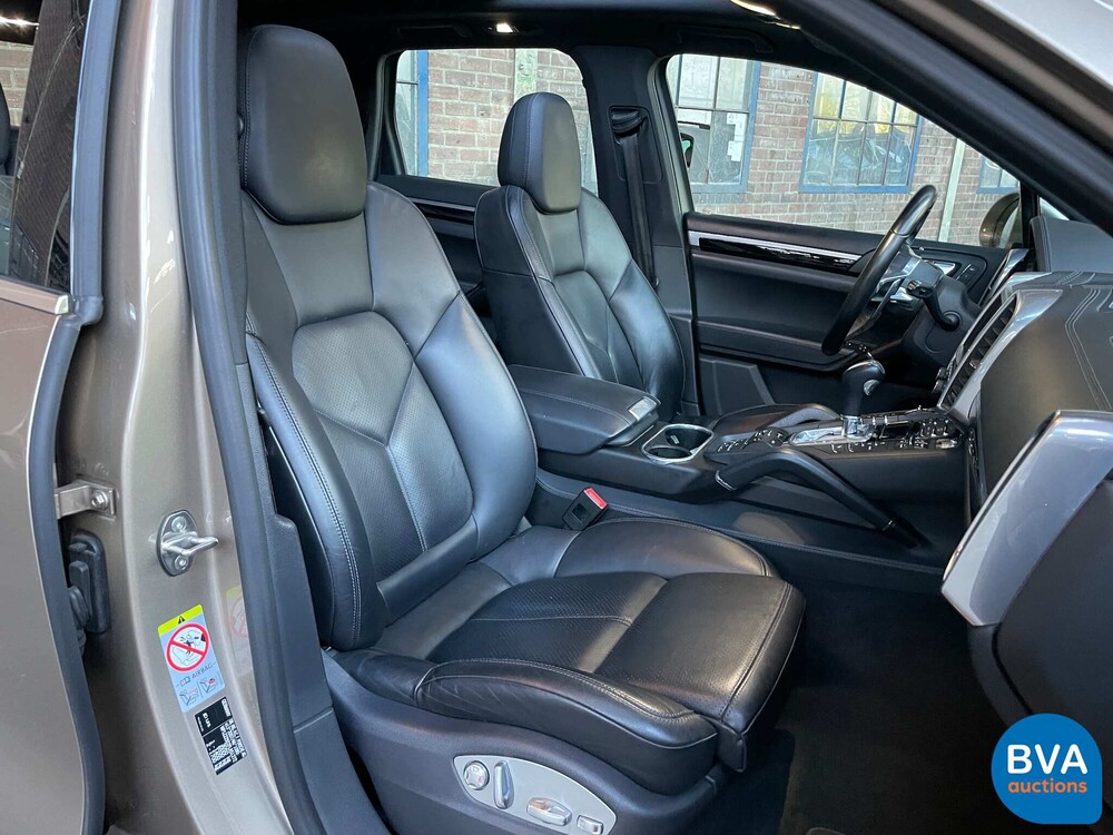 Porsche Cayenne S E-Hybrid 3.0 V6 FACELIFT 416pk 2015 -Org.NL-, 6-ZGG-66