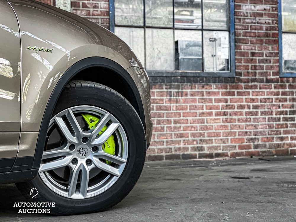 Porsche Cayenne S E-Hybrid 3.0 V6 FACELIFT 416pk 2015 -Org.NL-, 6-ZGG-66