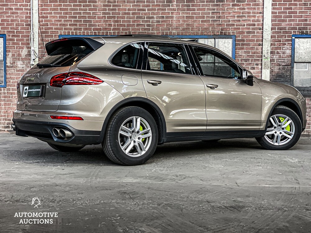 Porsche Cayenne S E-Hybrid 3.0 V6 FACELIFT 416pk 2015 -Org.NL-, 6-ZGG-66
