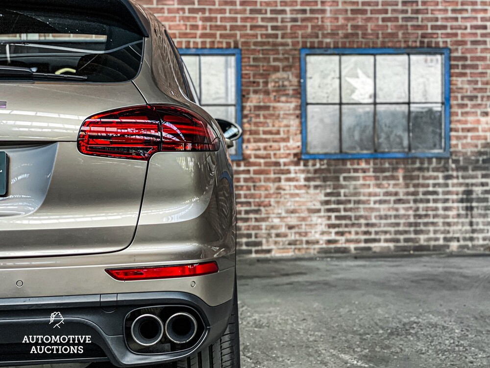 Porsche Cayenne S E-Hybrid 3.0 V6 FACELIFT 416pk 2015 -Org.NL-, 6-ZGG-66