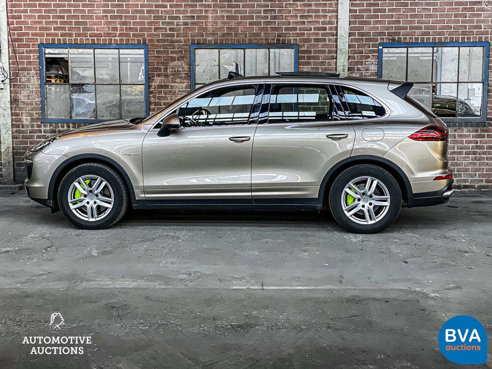 Porsche Cayenne S E-Hybrid 3.0 V6 FACELIFT 416pk 2015 -Org.NL-, 6-ZGG-66