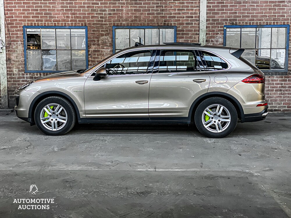 Porsche Cayenne S E-Hybrid 3.0 V6 FACELIFT 416pk 2015 -Org.NL-, 6-ZGG-66