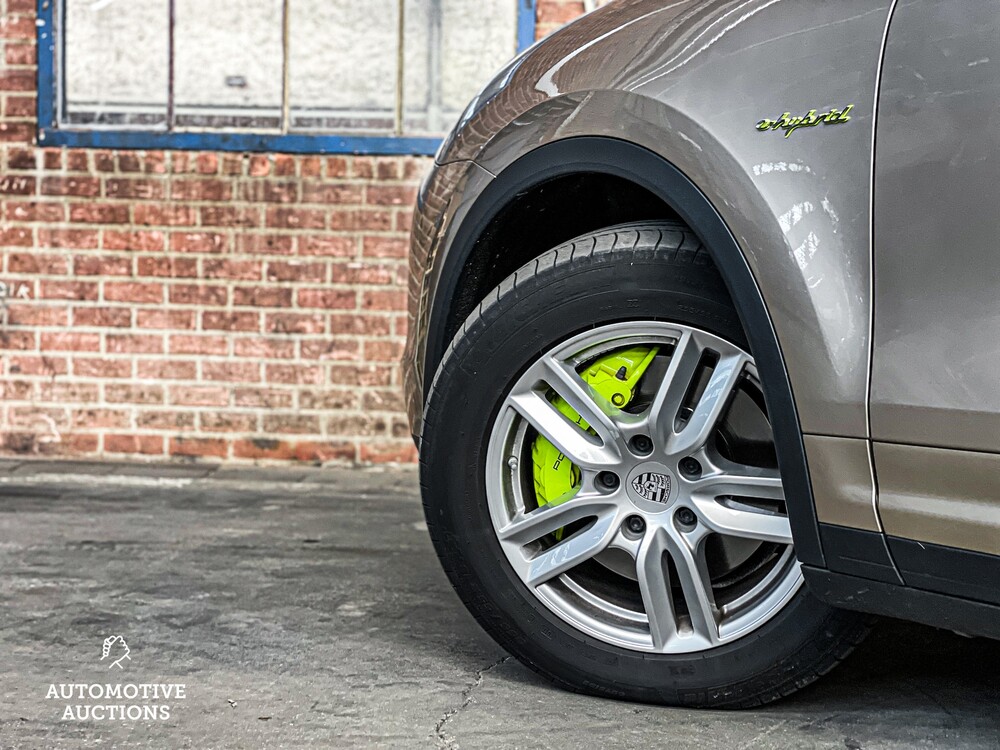 Porsche Cayenne S E-Hybrid 3.0 V6 FACELIFT 416pk 2015 -Org.NL-, 6-ZGG-66