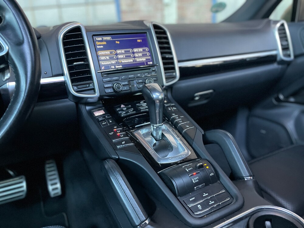 Porsche Cayenne S E-Hybrid 3.0 V6 FACELIFT 416pk 2015 -Org.NL-, 6-ZGG-66