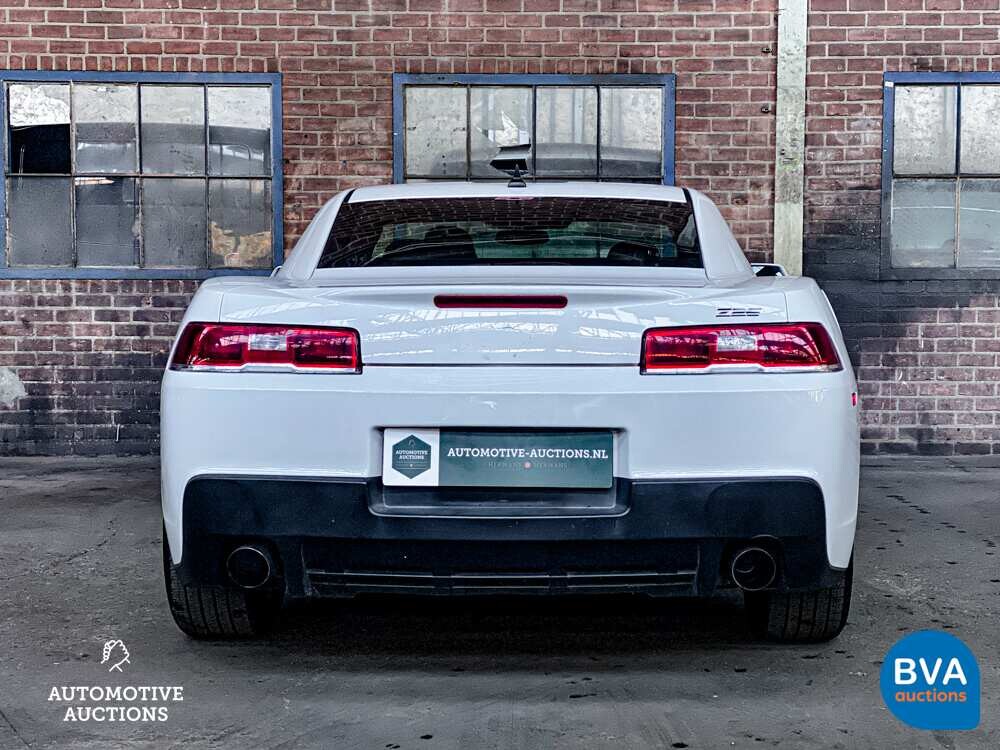 Chevrolet Camaro LS Coupé 323 PS 2014.