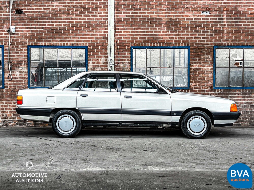 Audi 100 44 1.8 90hp 1988.