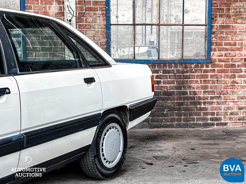 Audi 100 44 1.8 90hp 1988.